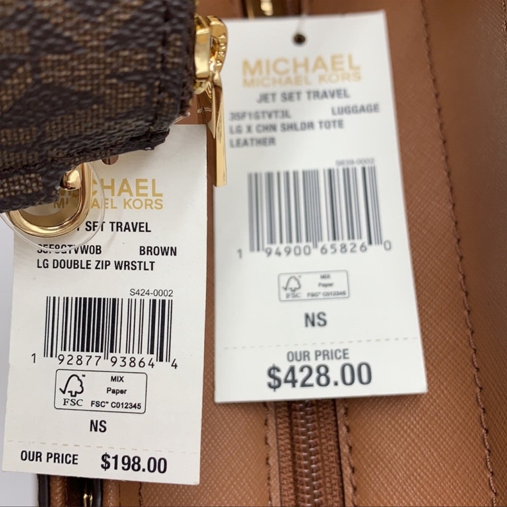 MICHAEL KORS LG X CHAIN SHOULDER TOTE & WALLET SET - Picture 13 of 16